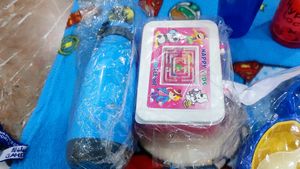 Kids Lunch Box &amp; Drinkware Set