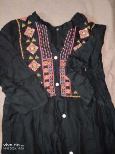 🖤 Elegant Black Embroidered Ethnic Kurti 🖤🖤