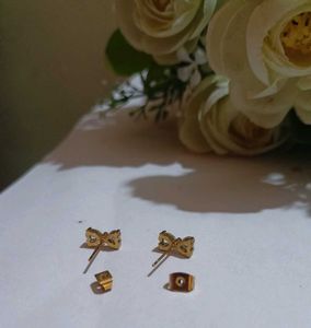 Cute Bow Stud Earrings