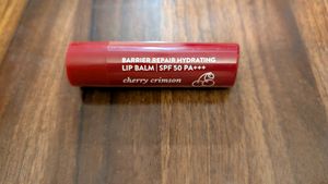 DOT &amp; KEY Lip Balm - cherry crimson with SPF 50+