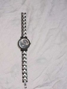 Elegant Silver Tone Bracelet Watch