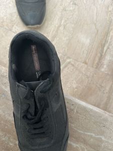 Black Casual Lace-Up Shoes