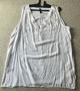 White V-Neck Zipper Tank Top