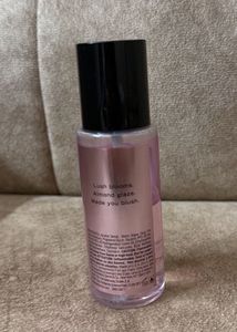 Victoria's Secret Velvet Petals Fragrance Mist