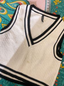 Striped Knit Vest - Cute &amp; Trendy