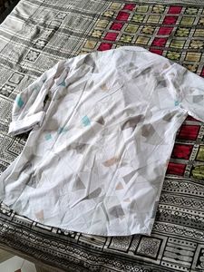 Geometric Print Button-Up Shirt