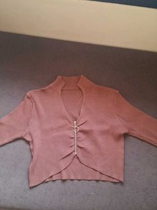 Full sleeve top