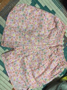 Cute Floral Print Shorts