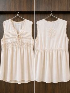 Vintage Lace Detail Sleeveless Boho Top