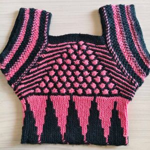 Black Pink Knitted Woolen Top 💗