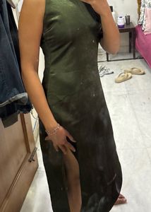 Sleek Olive Green Midi Dress