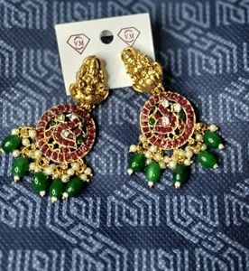 🆕 Pearl Earrings
