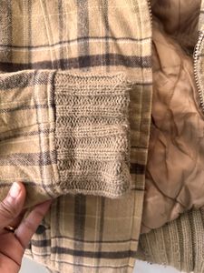 Stylish Checked Winter Jacket – Warm &amp; Trendy