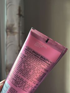Pond's Bright Beauty Facewash