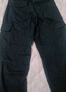 solid black cargo jeans