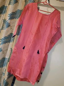 Elegant Pink Kurta with Gold Embroidery