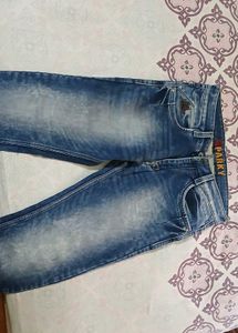 👖 Sparky Skinny Jeans – Just Like New! 💥