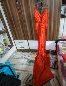 tail gown
