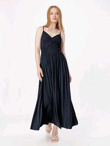 Elegant Black Maxi Dress for Women – Sleeveless Sp