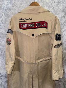 Trendy Beige Trench Coat with Patches