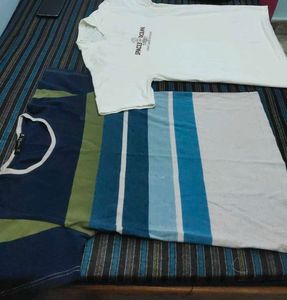 Two casual T shirt combo