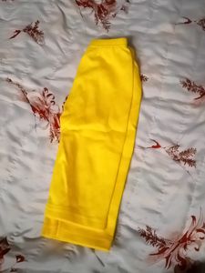 Hoded Baby Yellow Tshirt With Pant 💛