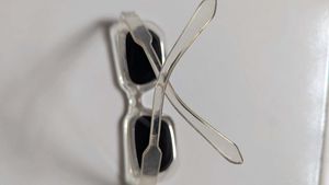 Stylish Transparent Frame Sunglasses