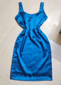 Suit 2 (Blue & Pink) Back tucks