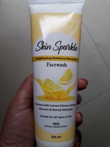 Skin Sparkle Brightening Facewash