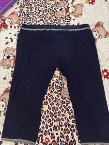 capris