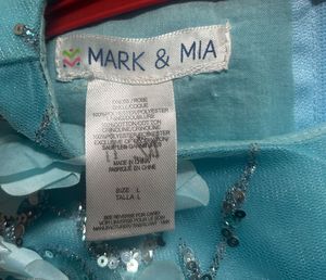 Girl's Turquoise Floral Party Dress size 4-5 years