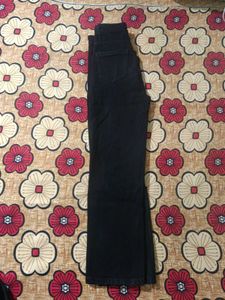 Black Baggy Jeans