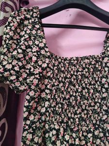 Floral Print A line Slit Dress with Puff Sleeves