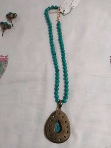 Turquoise Beaded Necklace &amp; Earring Set