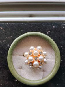 Pearl Finger Ring