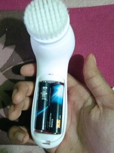 Facial Cleansing Brush