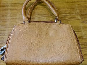 Branded SAMSONITE Cute Leather Handbag