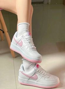 Nike Air Force 1 - White Pink
