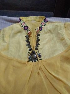 Elegant Yellow Kurta Set size m
