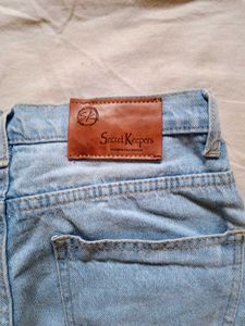 Light Wash Ripped Wide Leg Jeans