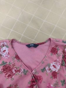 Chic Floral Top