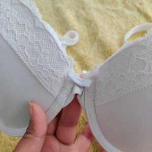 White Lace Push Up Trim Bra