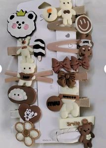 Brand New*** Combo Of Cute 🥰 Hairclips