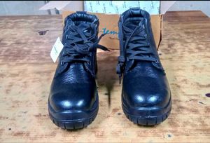 La-temps Black Leather Boots