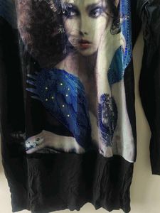 Artistic Graphic Print Top - L/XL