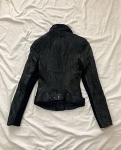 Chic Black Leather Biker Jacket