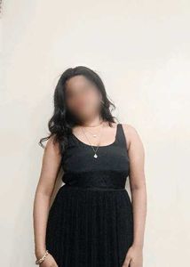 Elegant Pleated Maxi Dress