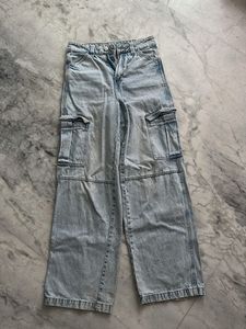 Sale H&amp;M Light Wash Cargo Jeans