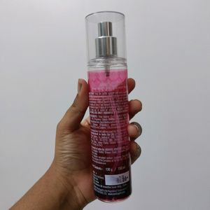 Layer'r Wottagirl Body Splash