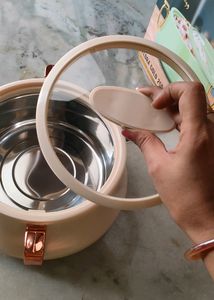 Sanjeev kapoor Flora Gold Casserole 1650ml
